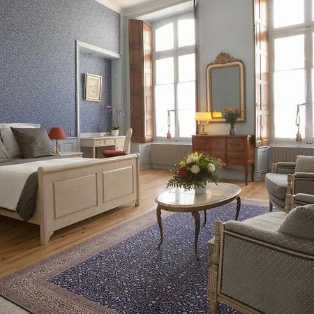 Hotel Cote Cour Chambres D'Hotes Bourg-Saint-Andeol Room photo